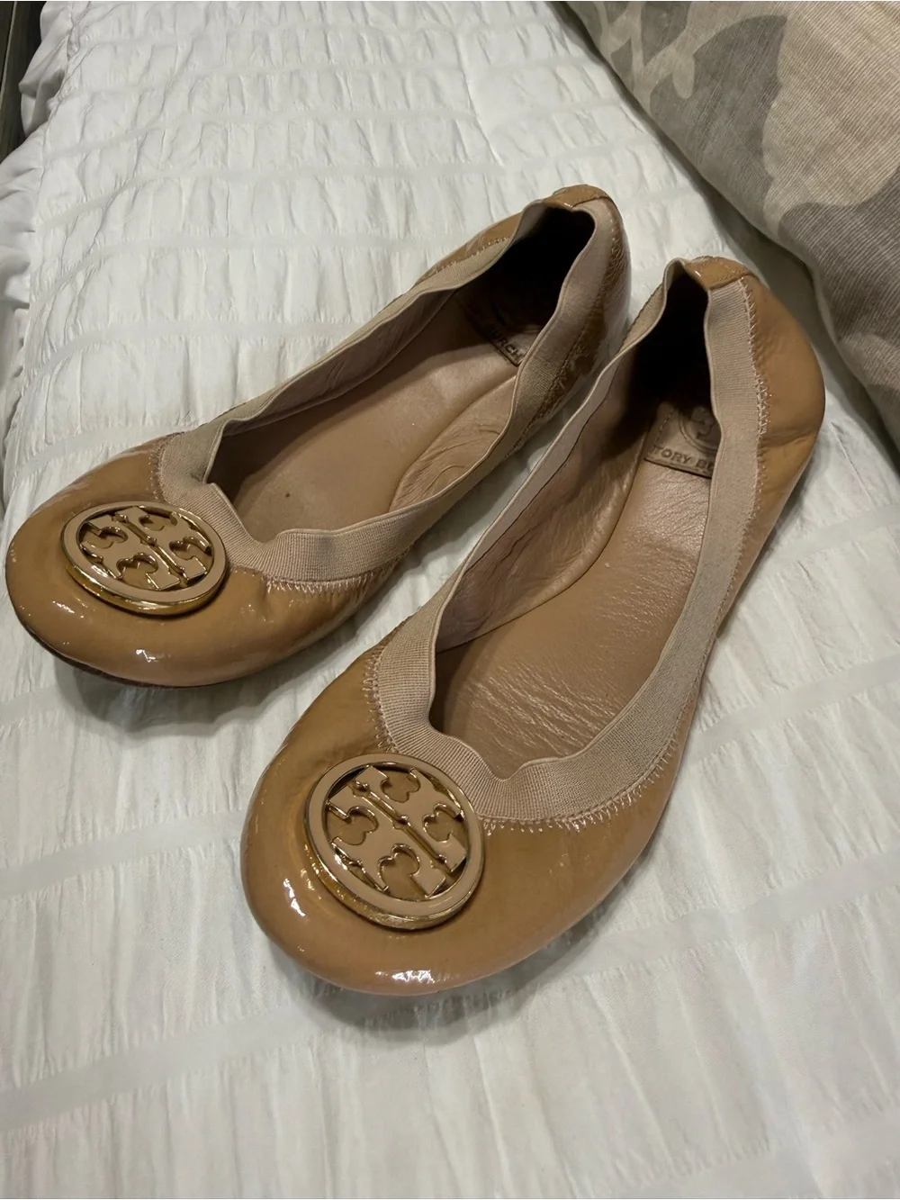 Tory Burch Nude Tan Patent Logo Ballet Flats